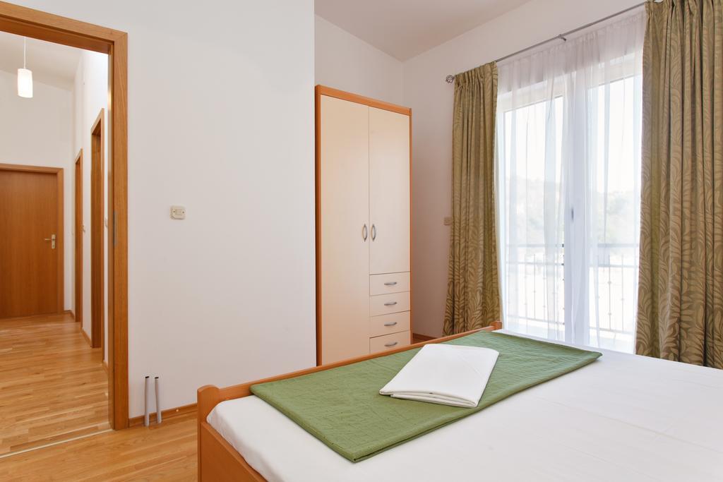 Apartments Vukusic Zaboric Ruang foto